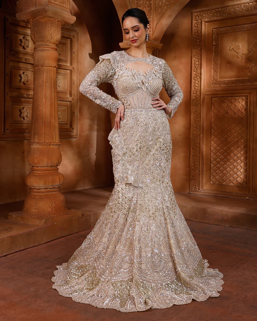 لباس نامزدی مجلسی بلند (Elegant Evening Gown)-1